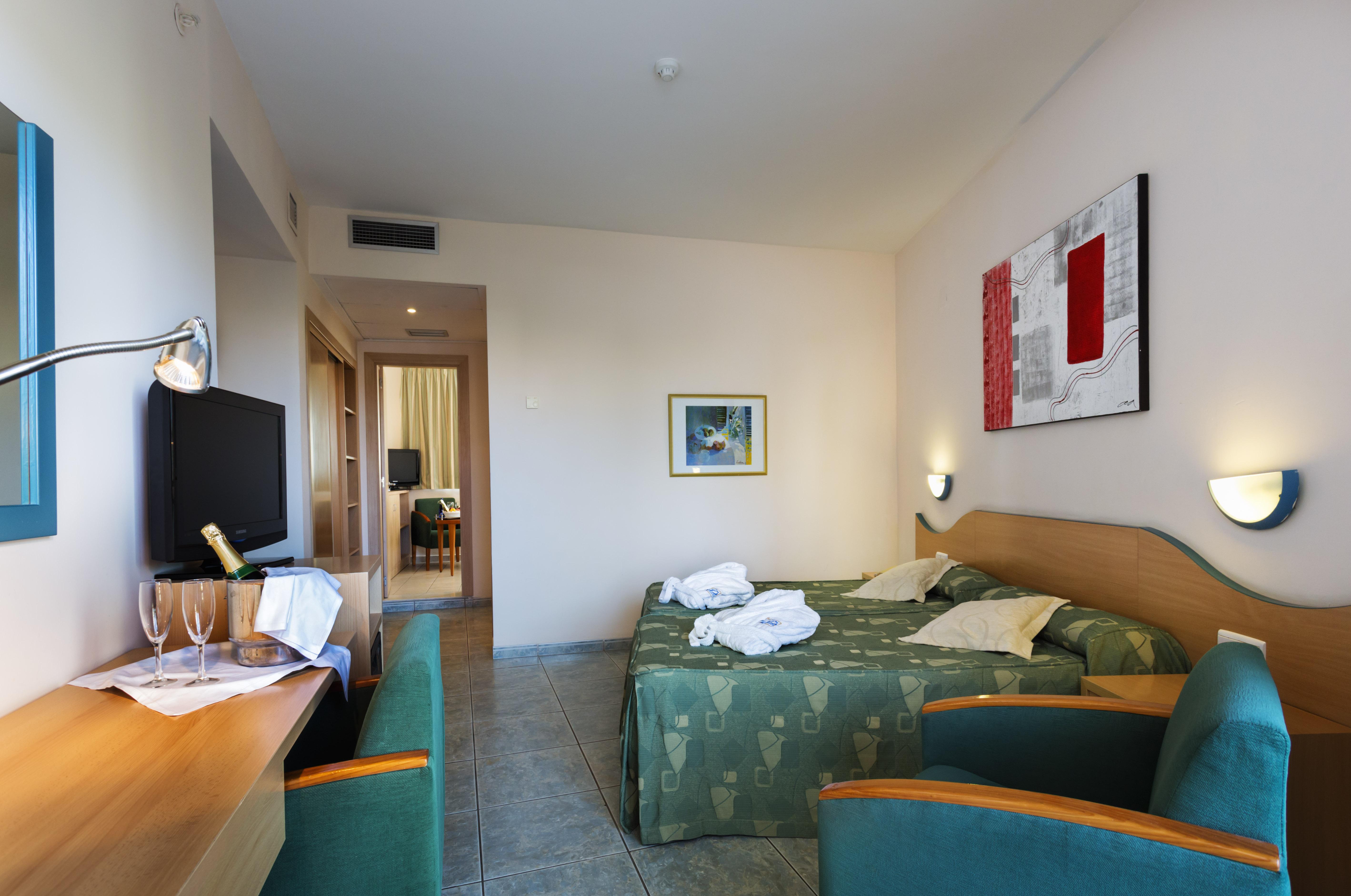 Hotel Rh Arena Gandia Exterior photo