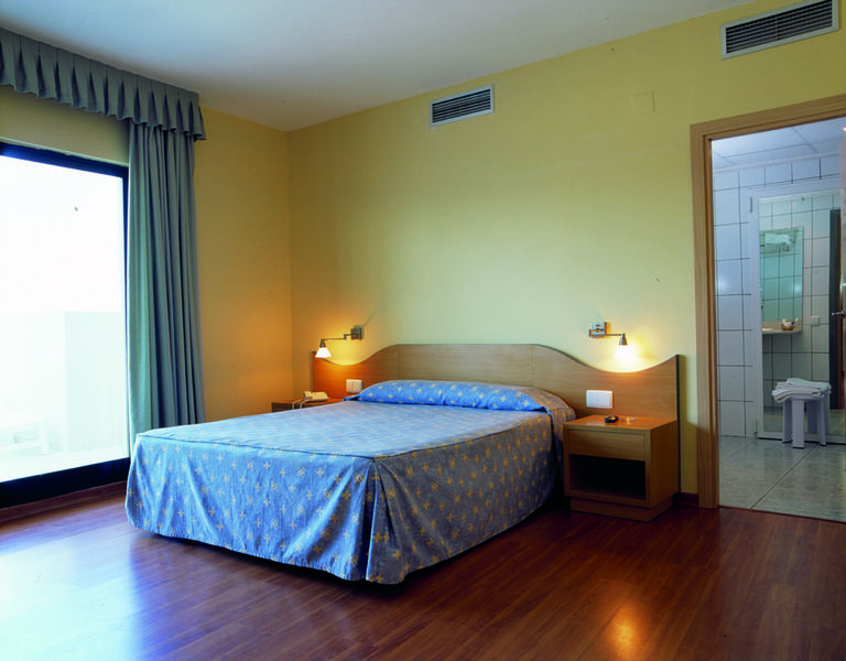 Hotel Rh Arena Gandia Exterior photo